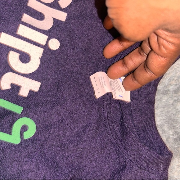 Set of 6 SHIPT delivery tee bundle - Picture 5 of 6